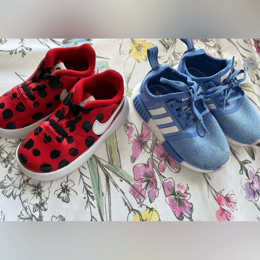 Girls toddler shoes lot